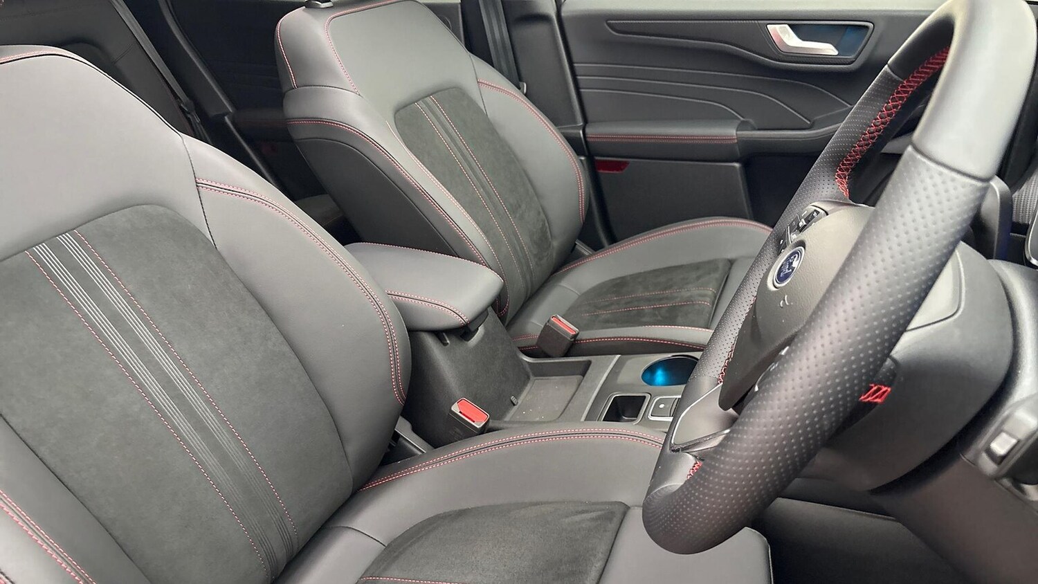 Used Ford Kuga 2025 for sale - 78194216: Photo 24