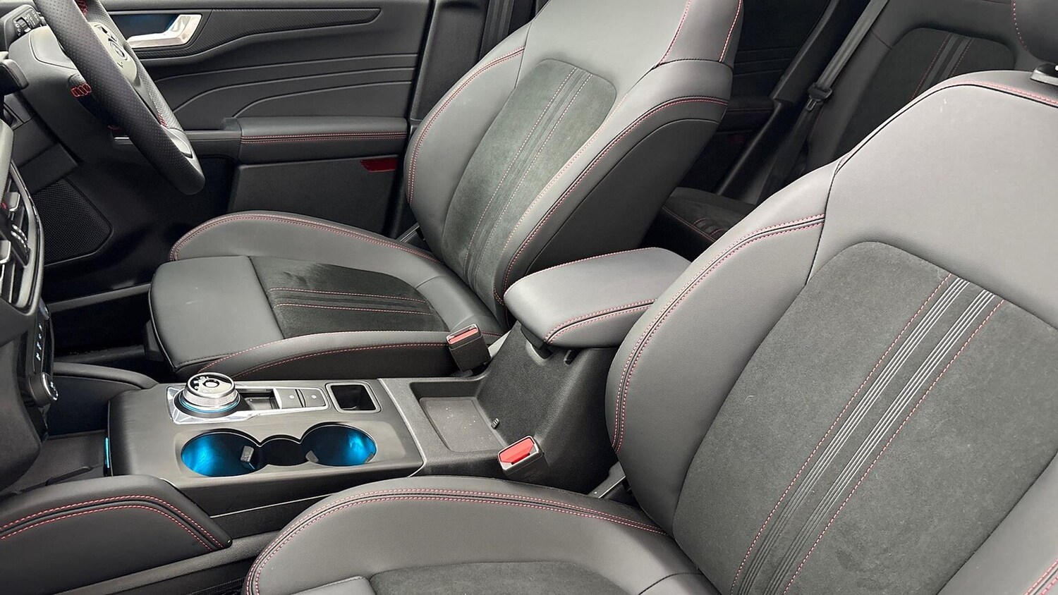 Used Ford Kuga 2025 for sale - 78194216: Photo 25