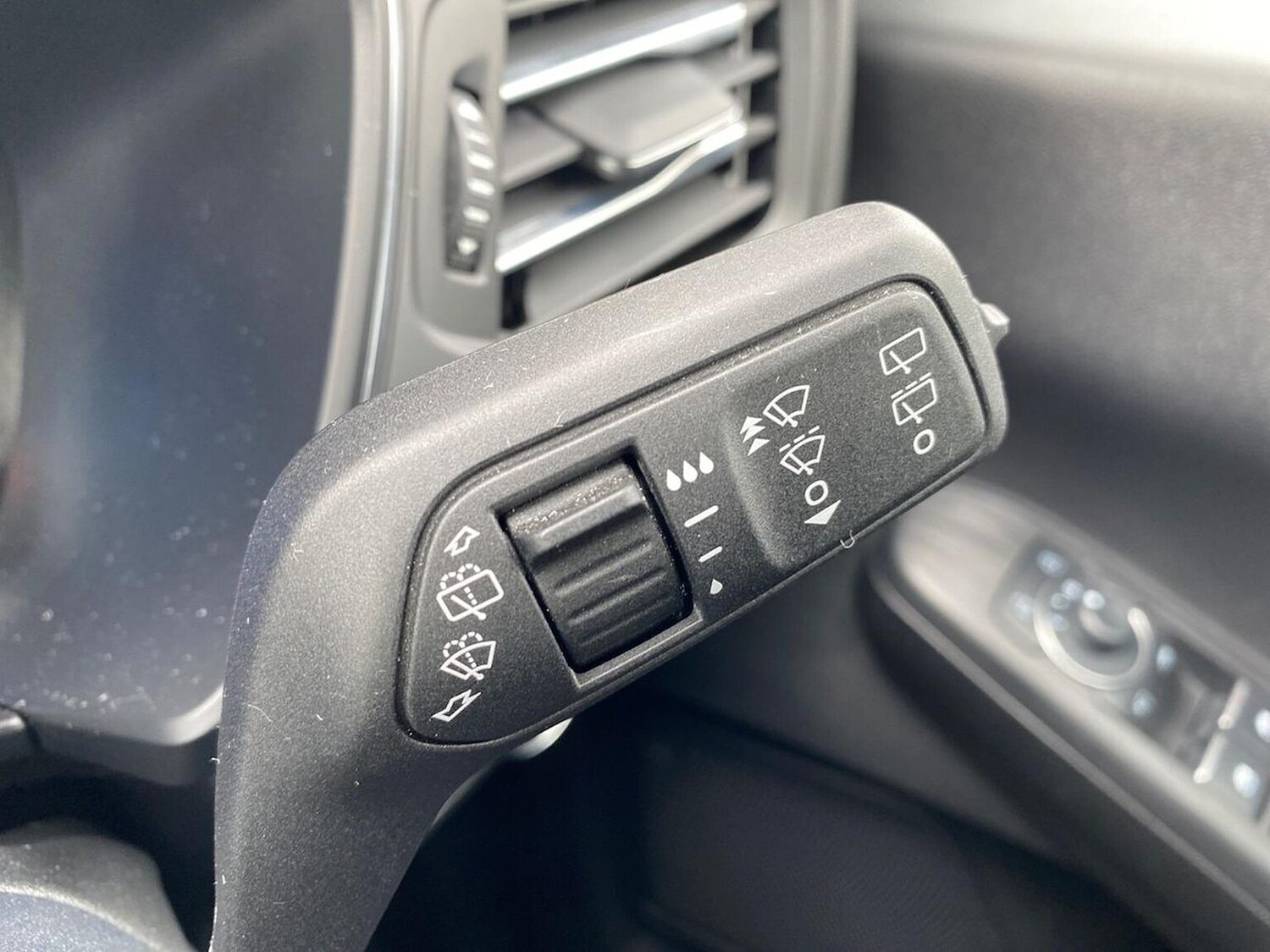 Used Ford Kuga 2023 for sale - 78194098: Photo 31