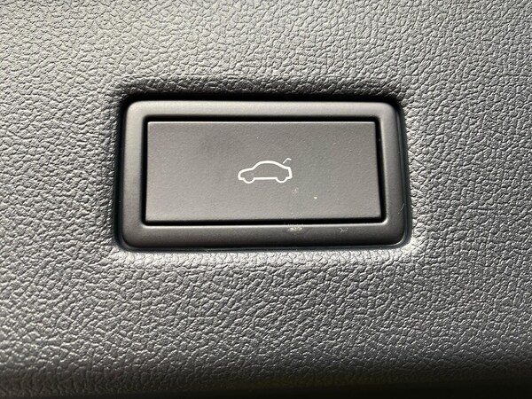 Used Ford Explorer 2024 for sale - 75437501: Photo 32