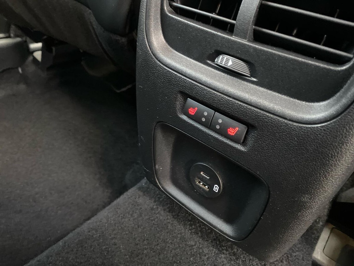 Used Ford Kuga 2022 for sale - 76461849: Photo 31