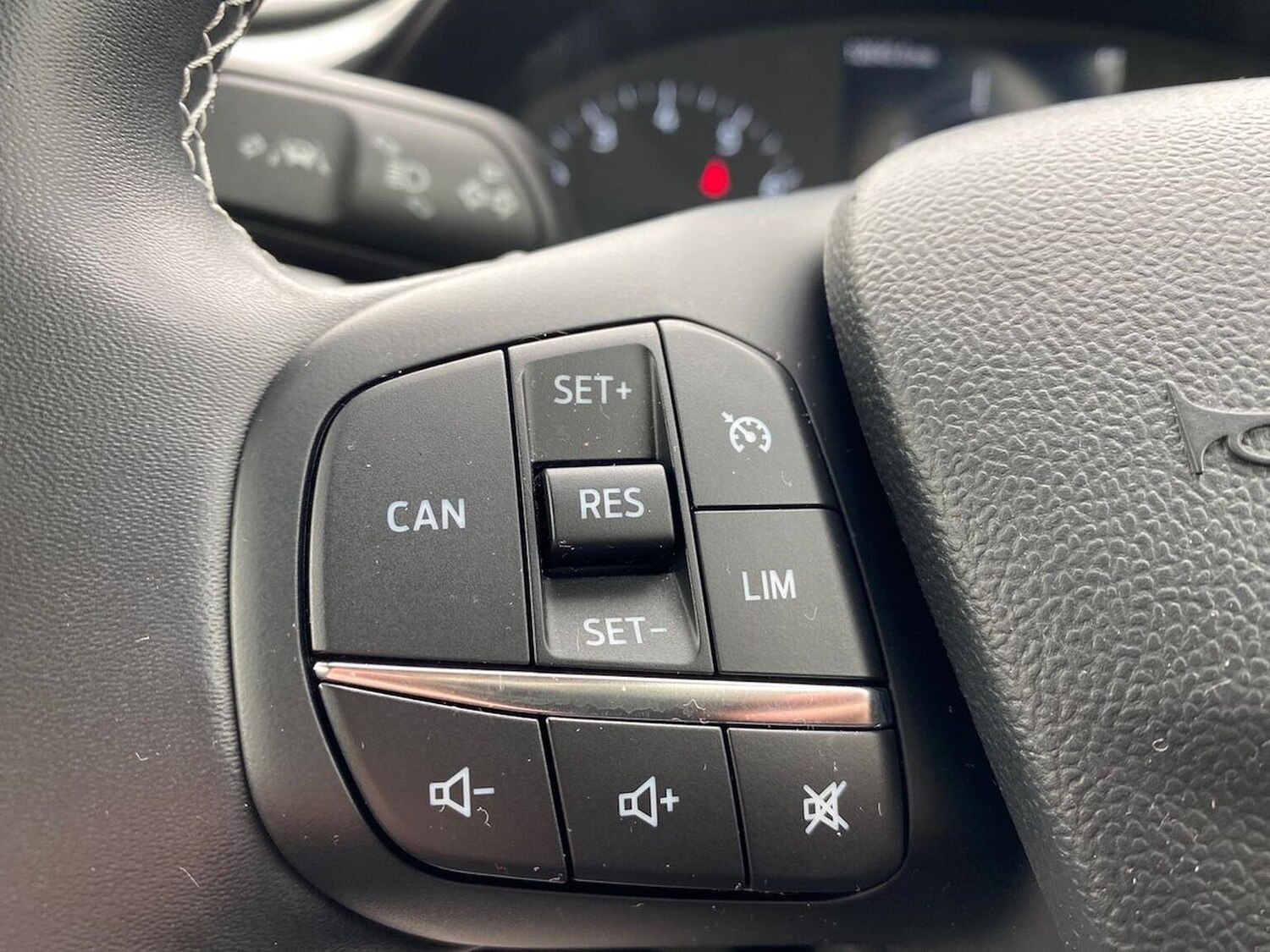 Used Ford Puma 2023 for sale - 78194194: Photo 28