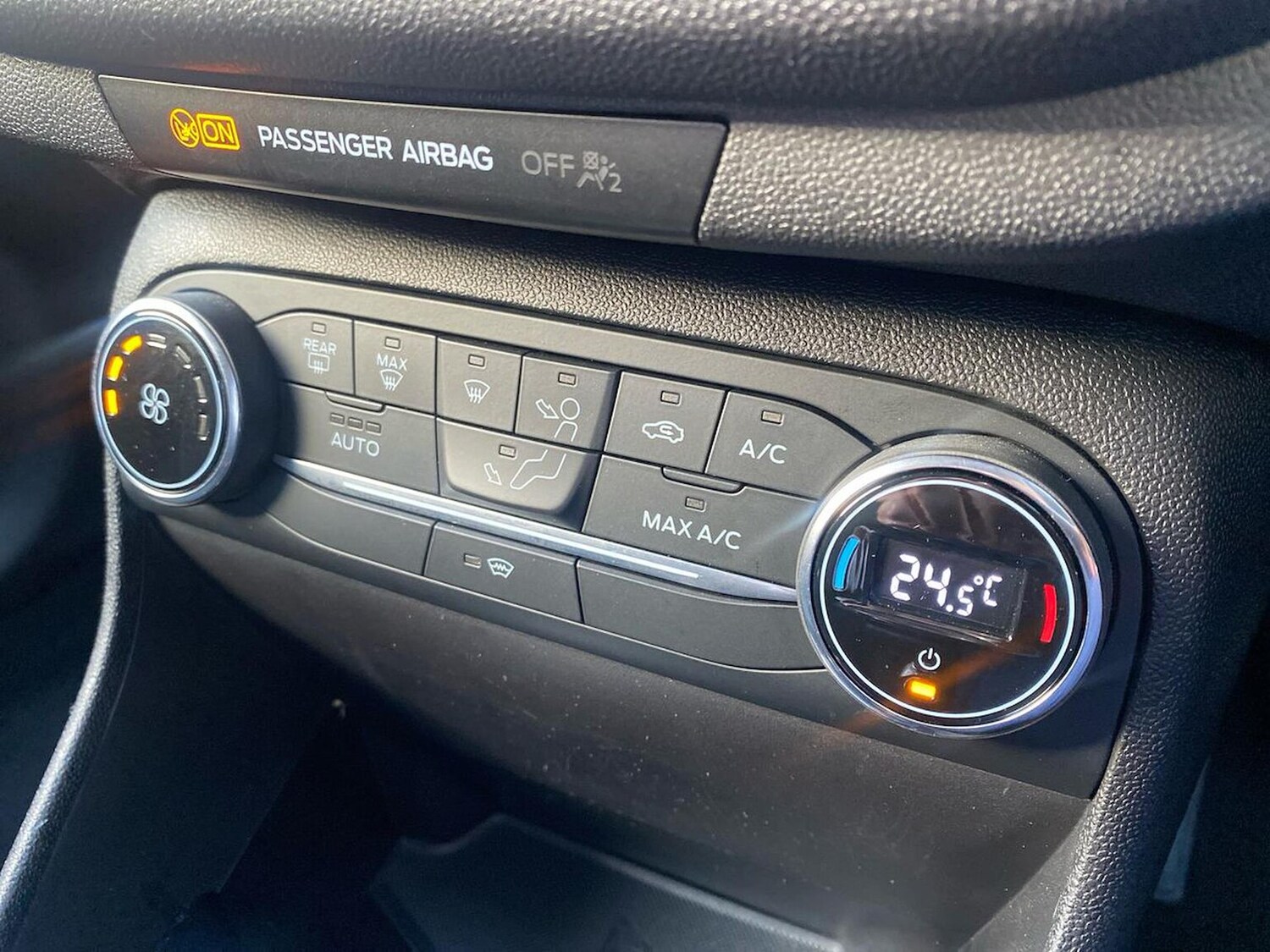 Used Ford Fiesta 2019 for sale - 76911205: Photo 12