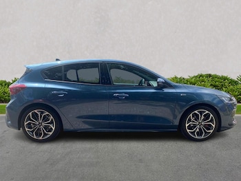 Used Ford Focus 2025 for sale - 78938684: Photo