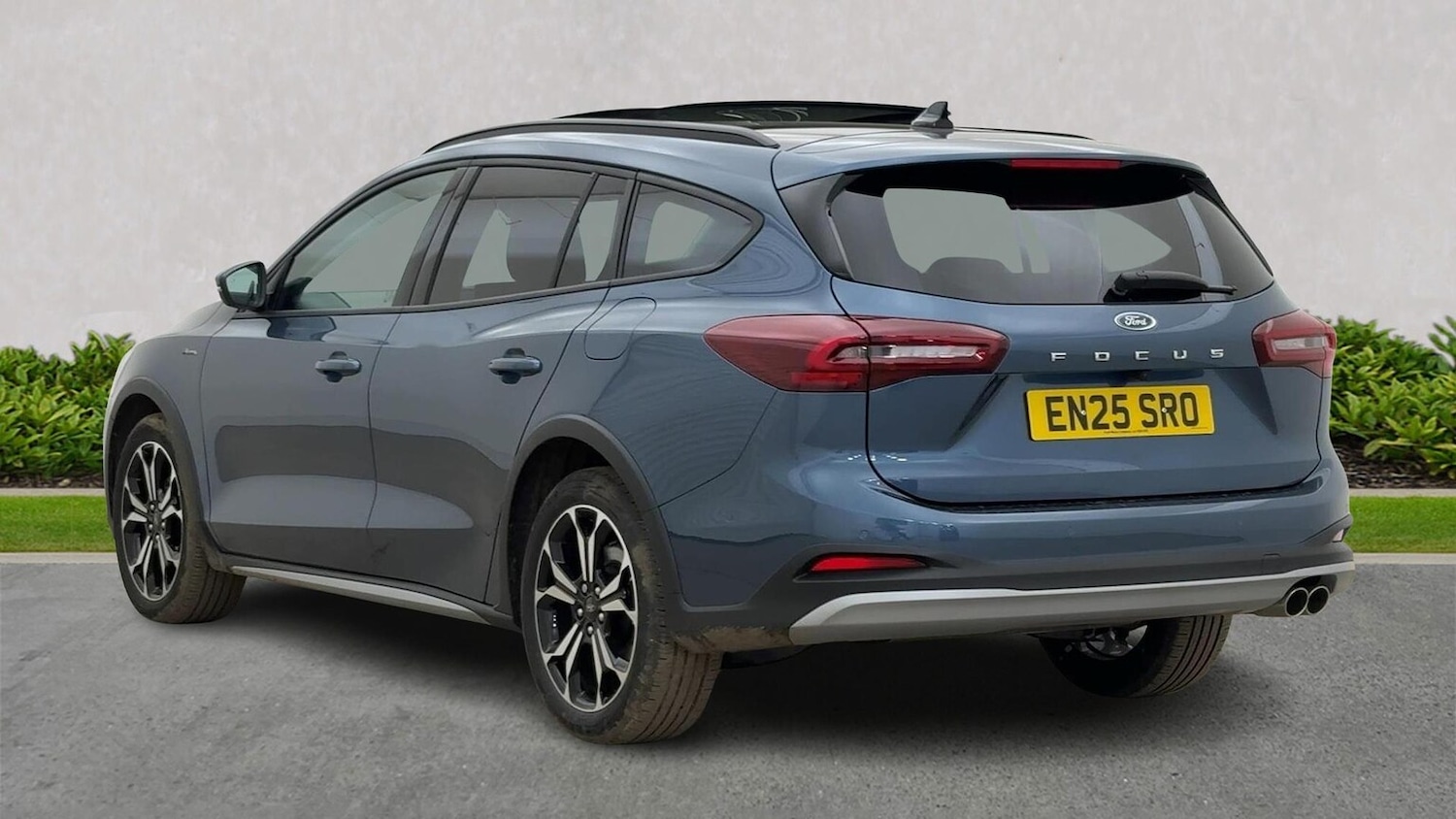 Used Ford Focus 2025 for sale - 76436526: Photo 2