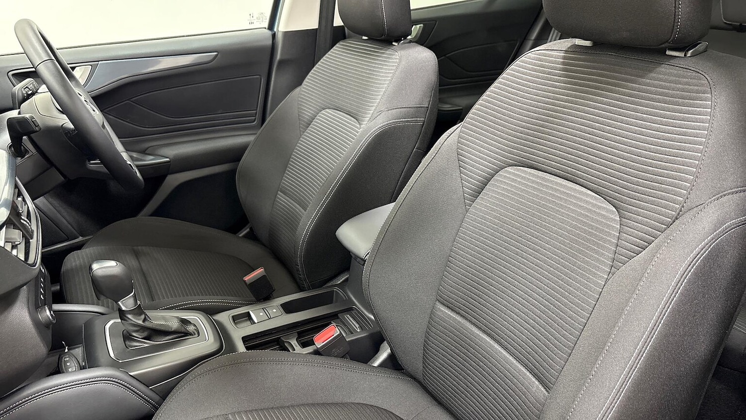 Used Ford Focus 2025 for sale - 76436526: Photo 24