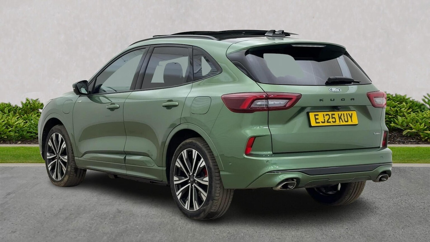 Used Ford Kuga 2025 for sale - 76628062: Photo 2