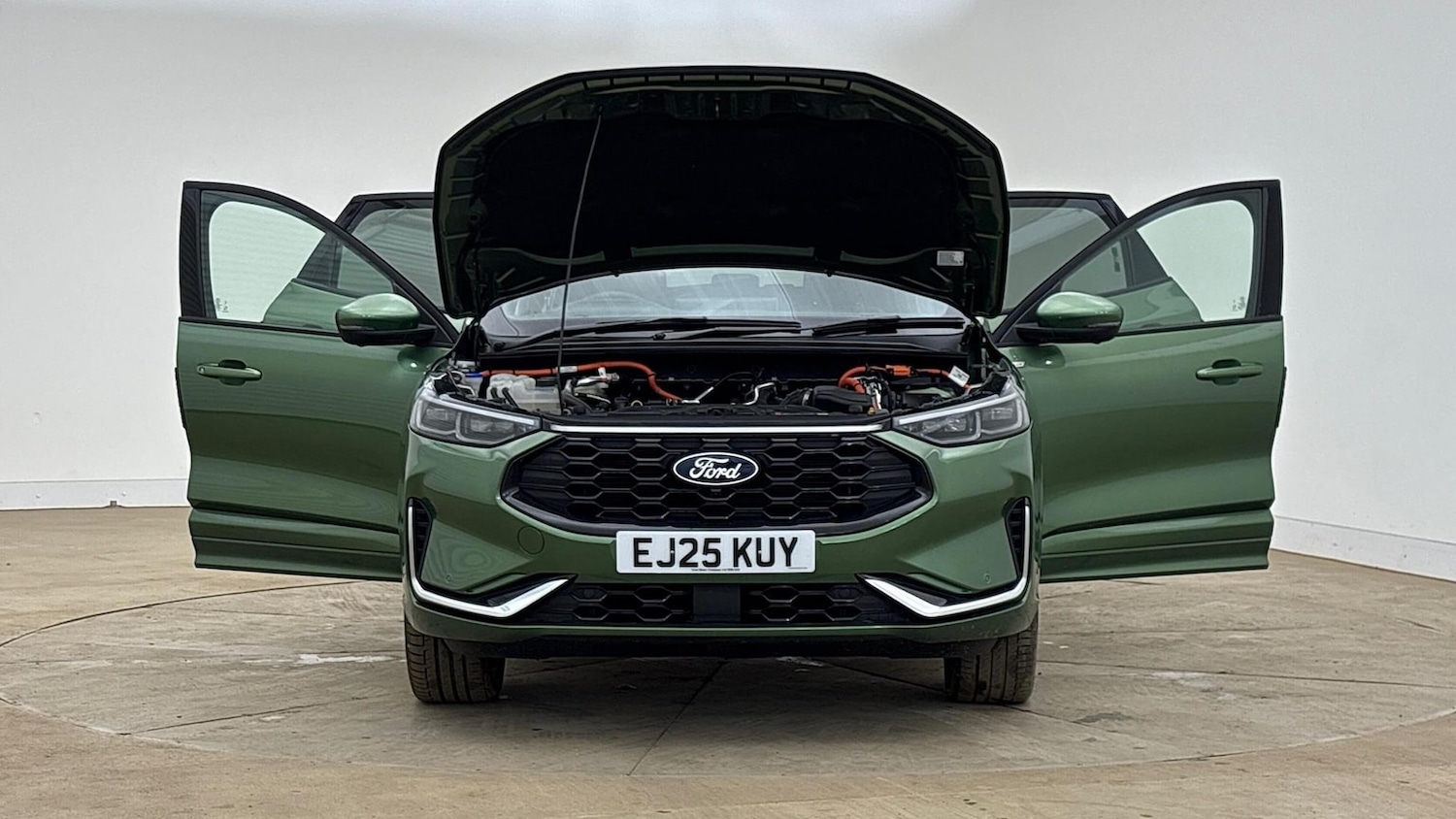 Used Ford Kuga 2025 for sale - 76628062: Photo 9