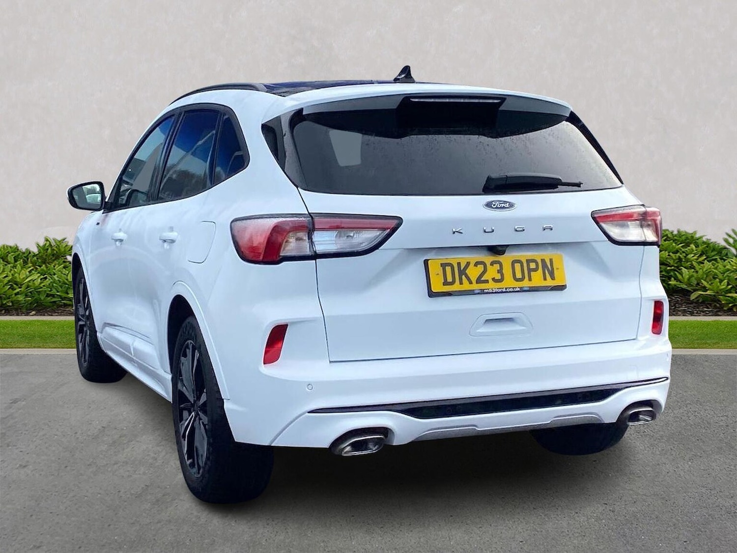 Used Ford Kuga 2023 for sale - 76935379: Photo 2