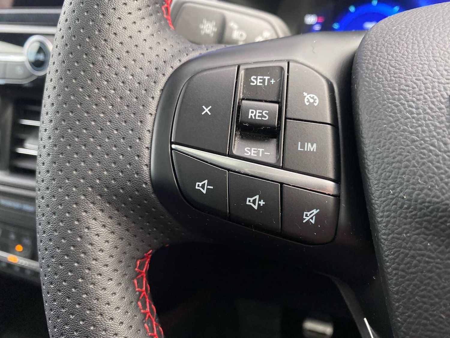 Used Ford Kuga 2023 for sale - 76935379: Photo 26