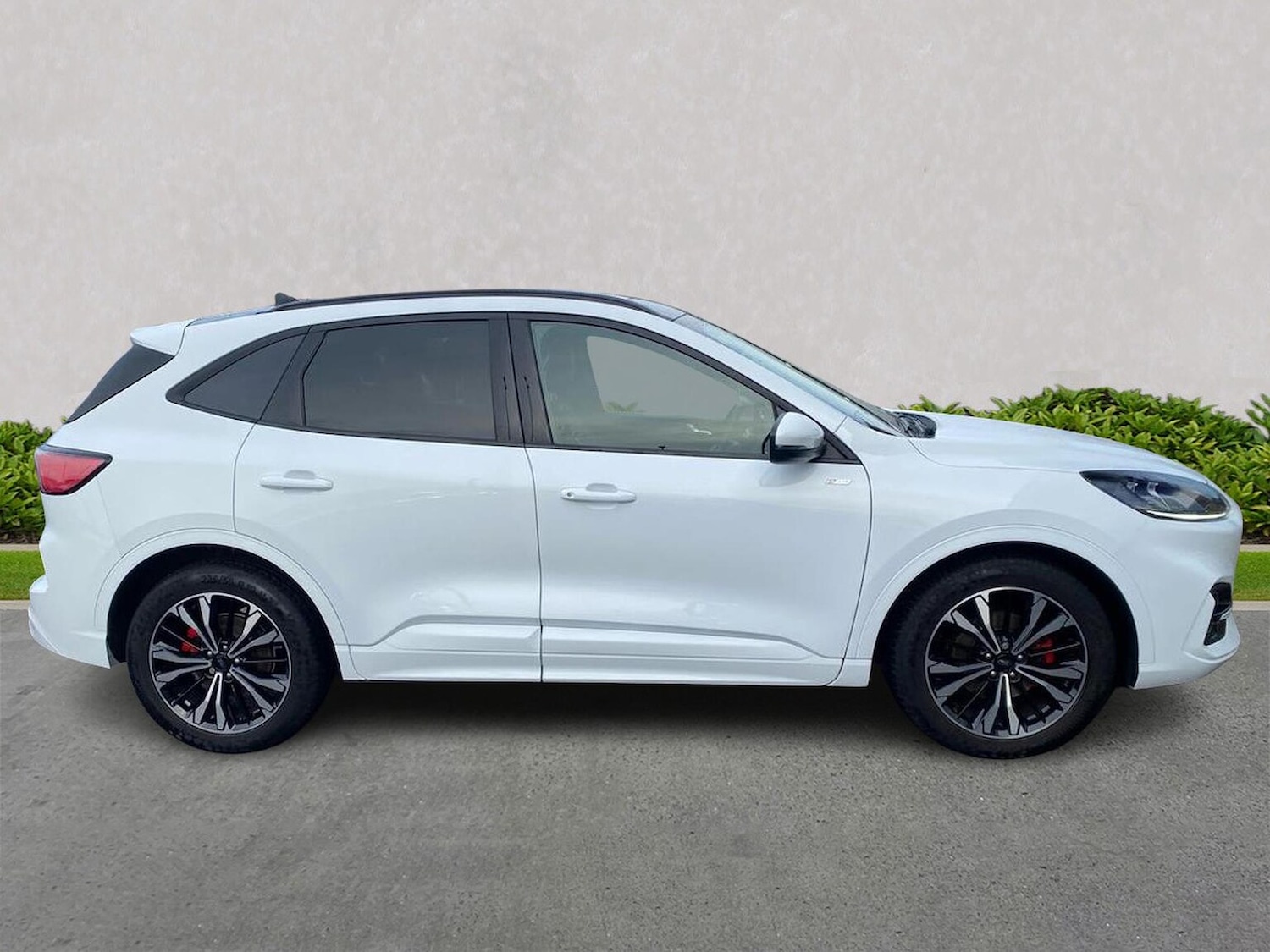 Used Ford Kuga 2023 for sale - 76935379: Photo 3