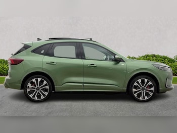 Used Ford Kuga 2025 for sale - 78090998: Photo