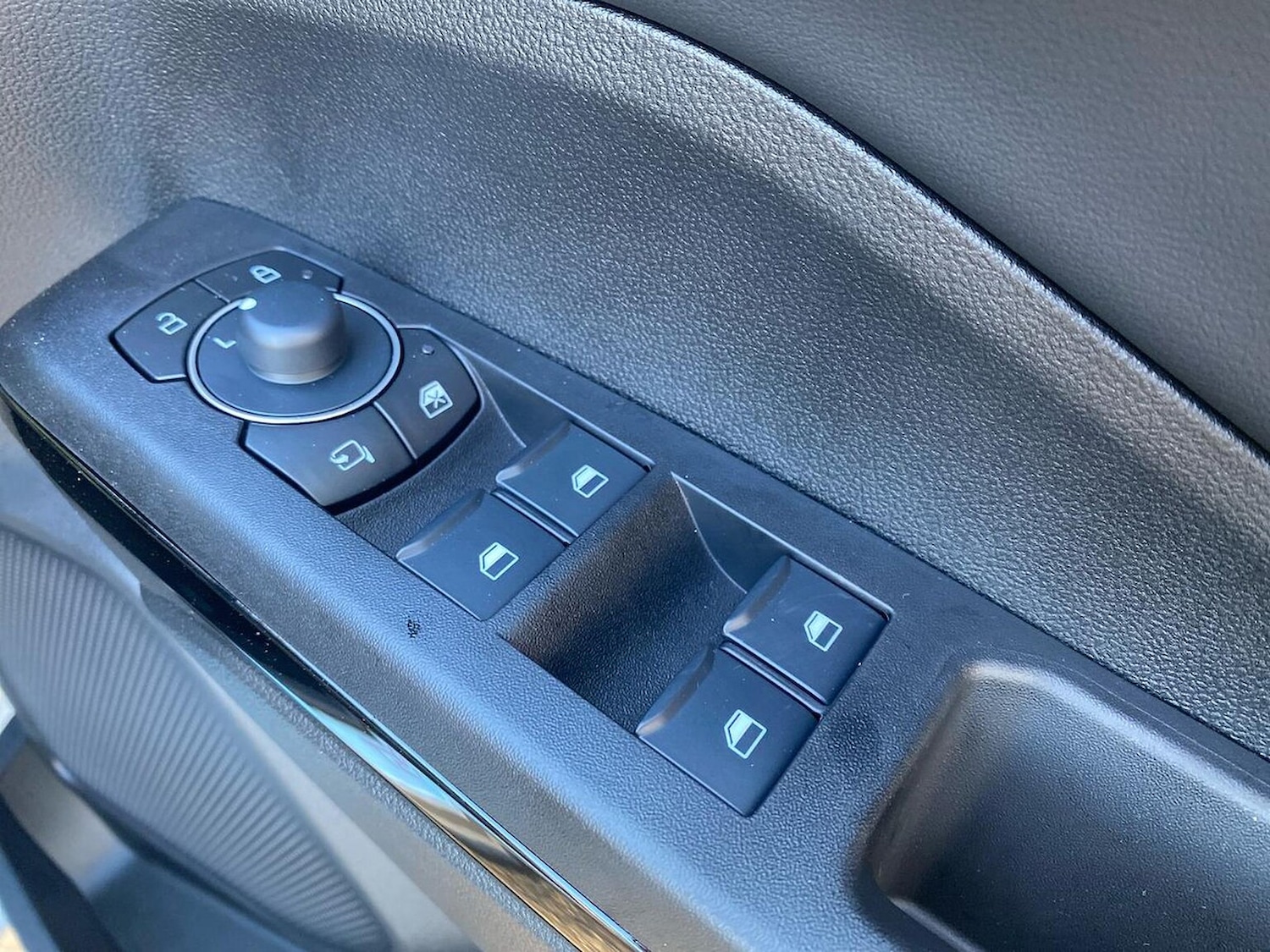 Used Ford Puma 2025 for sale - 76273526: Photo 21