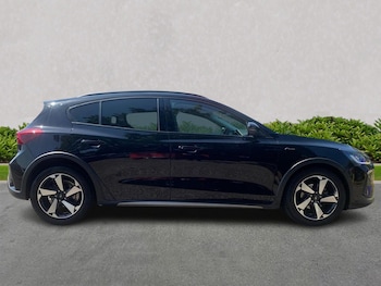 Used Ford Focus 2023 for sale - 78745319: Photo