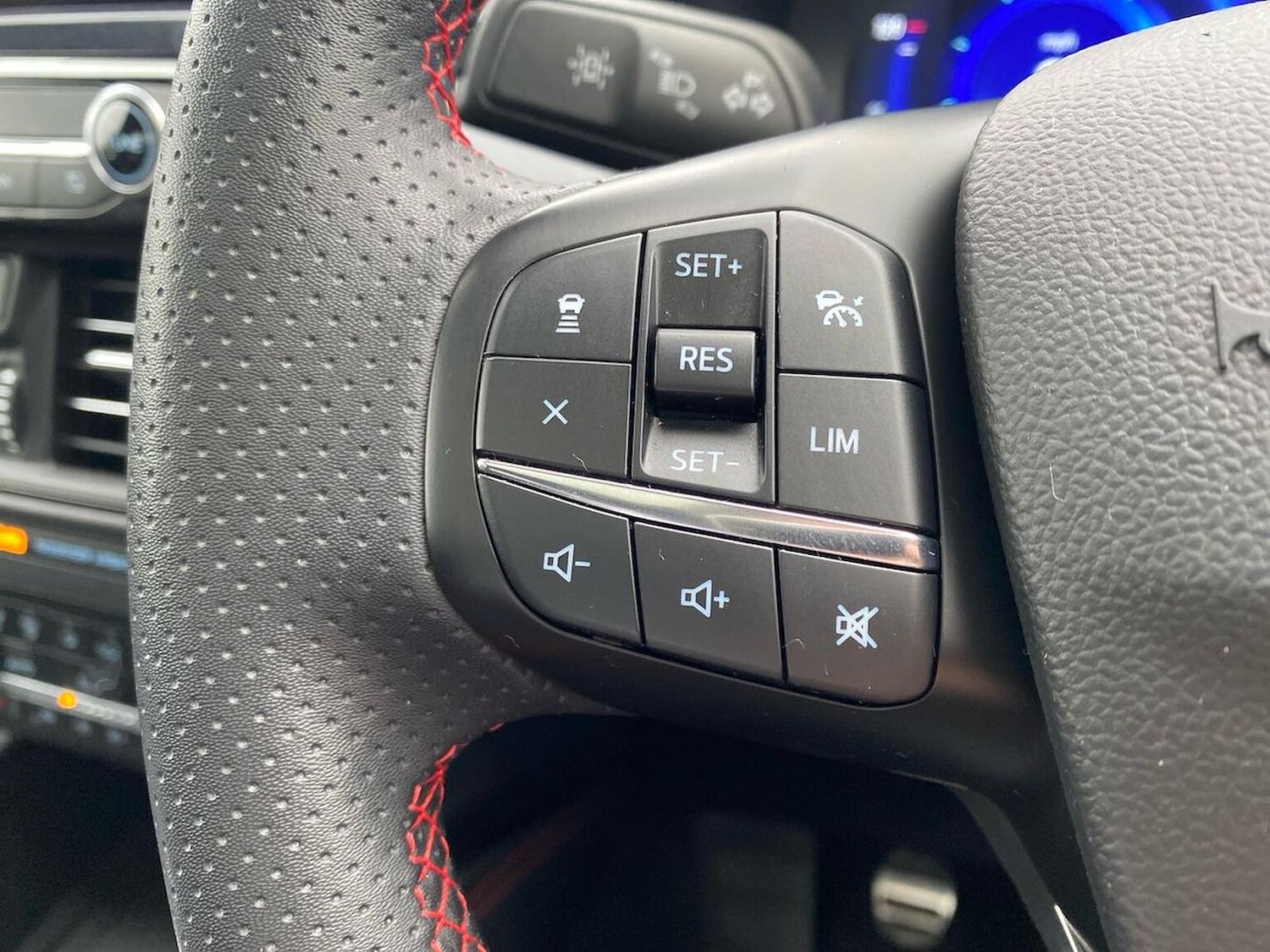 Used Ford Kuga 2022 for sale - 76299357: Photo 26