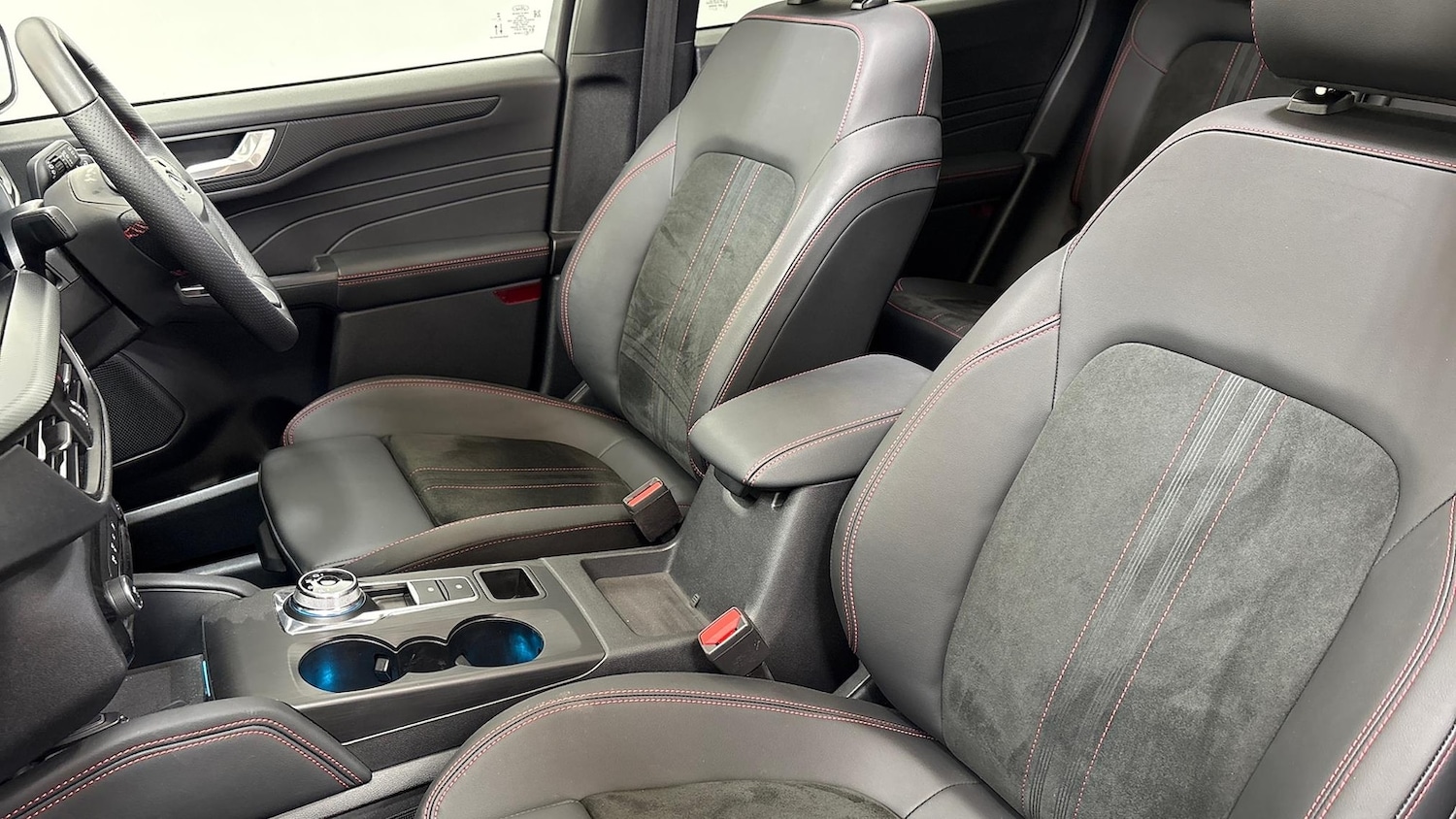 Used Ford Kuga 2024 for sale - 76628069: Photo 21