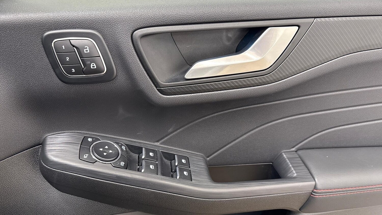 Used Ford Kuga 2024 for sale - 76628069: Photo 29