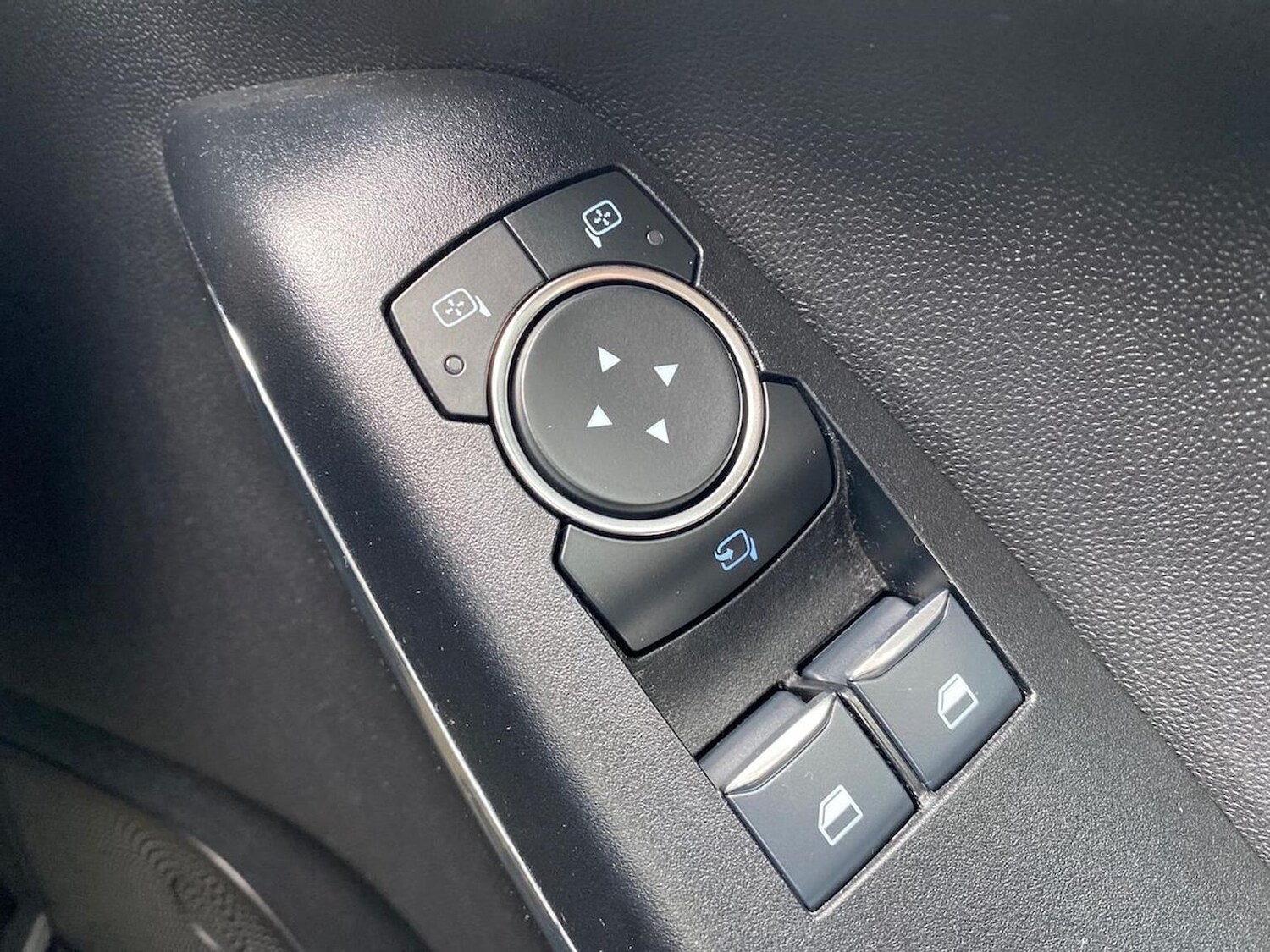 Used Ford Fiesta 2018 for sale - 78194278: Photo 21