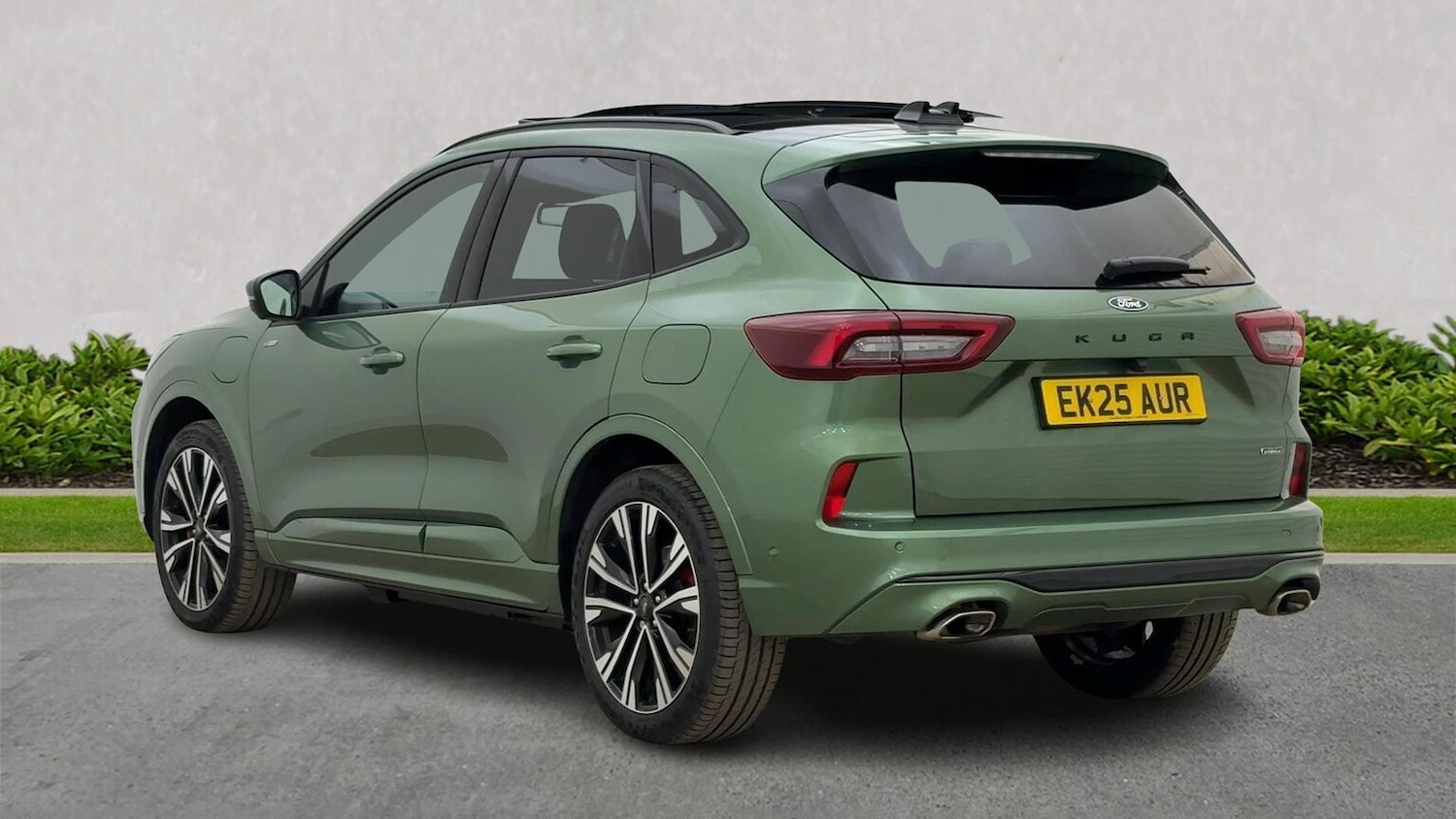 Used Ford Kuga 2025 for sale - 76968981: Photo 2