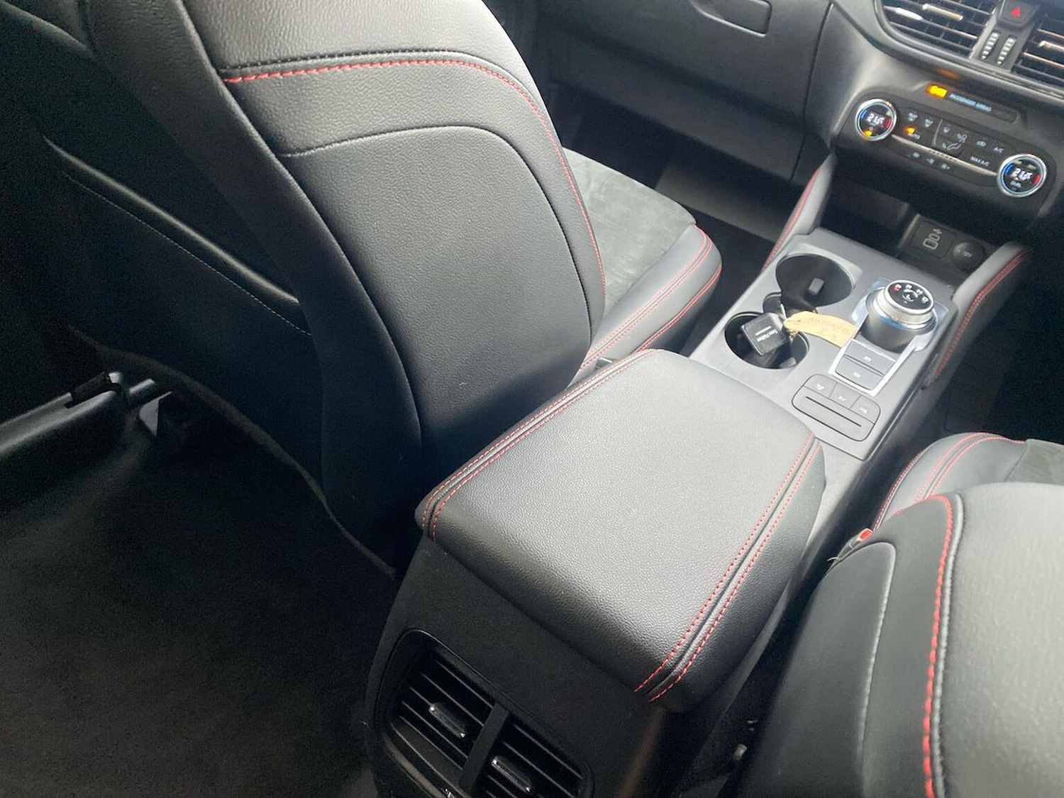 Used Ford Kuga 2022 for sale - 76957588: Photo 12