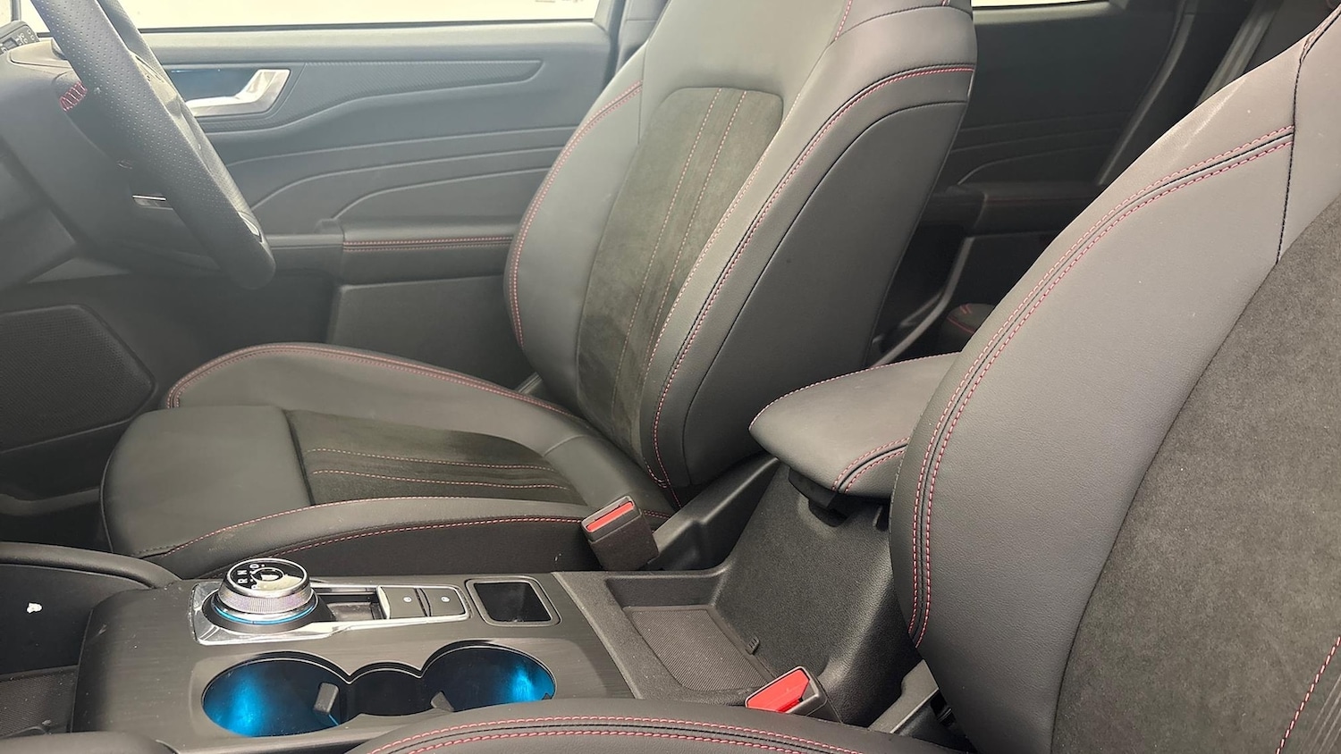 Used Ford Kuga 2025 for sale - 78131808: Photo 23