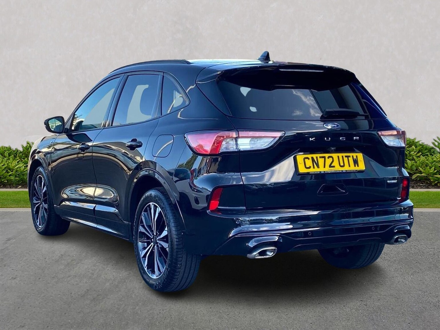 Used Ford Kuga 2022 for sale - 75968872: Photo 2