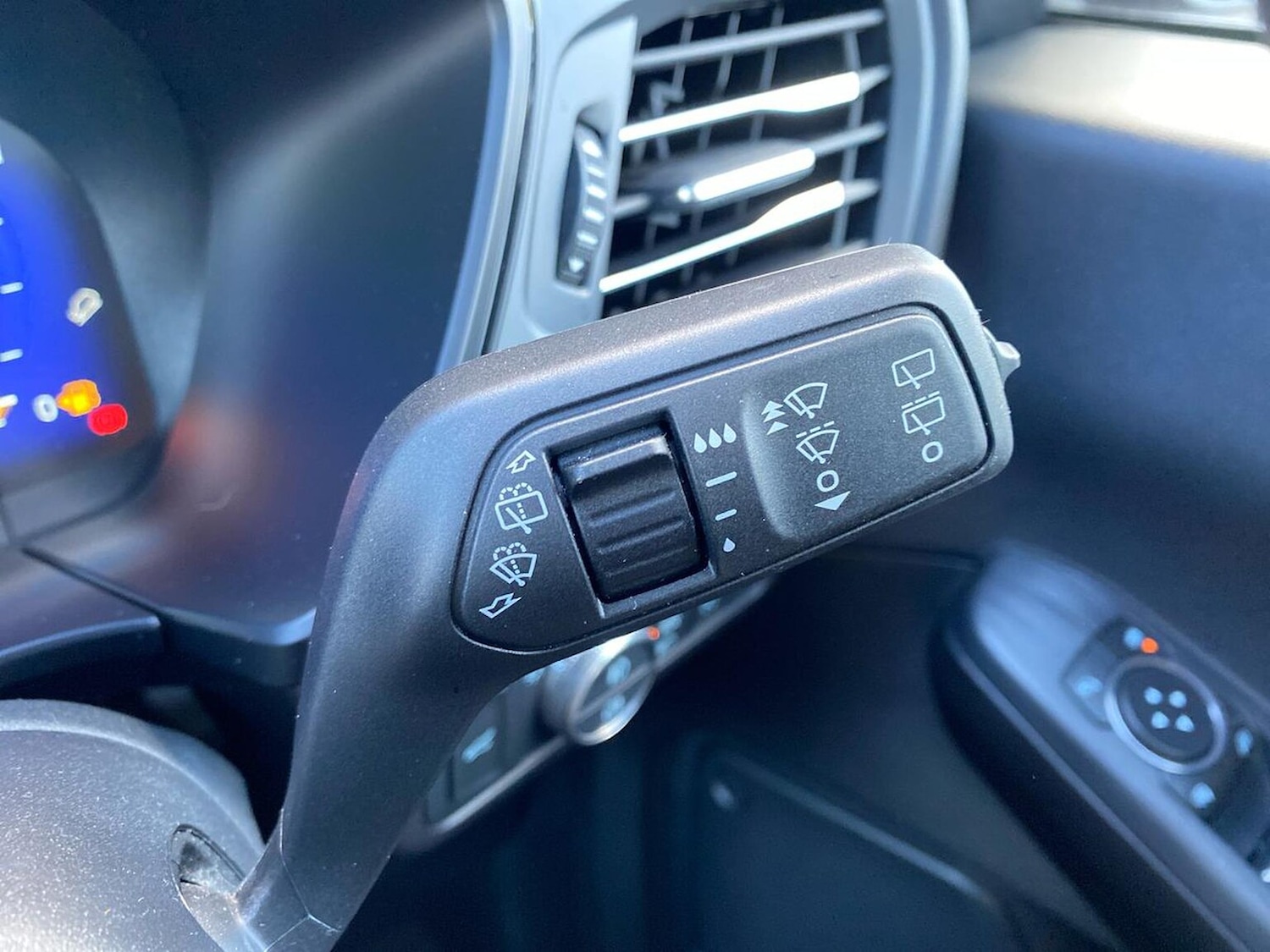 Used Ford Kuga 2022 for sale - 75968872: Photo 29