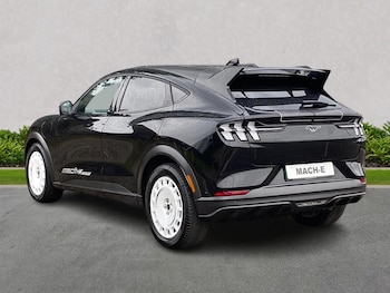 Used Ford Mustang Mach-E 2024 for sale - 77931714: Photo