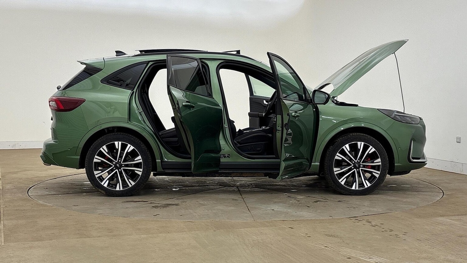 Used Ford Kuga 2025 for sale - 76931596: Photo 10