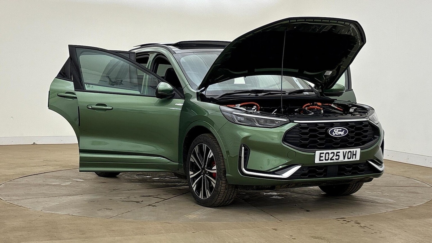 Used Ford Kuga 2025 for sale - 76931596: Photo 9