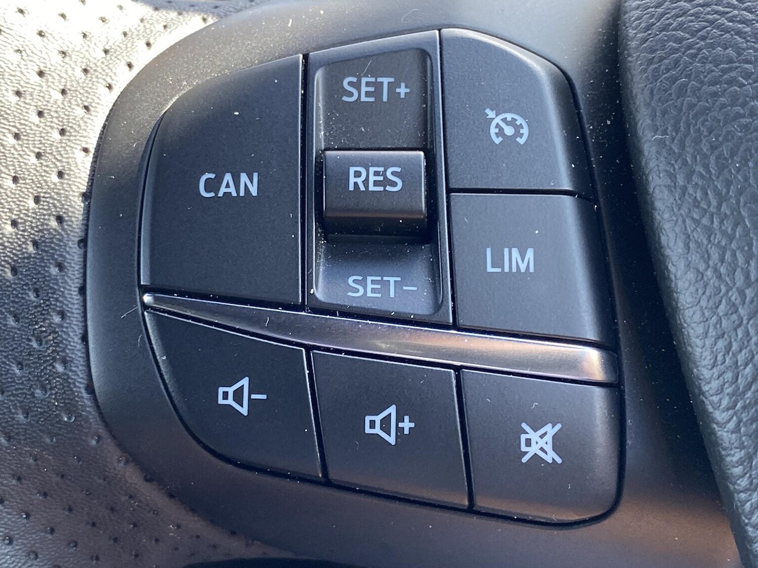 Used Ford Focus 2023 for sale - 76076356: Photo 29