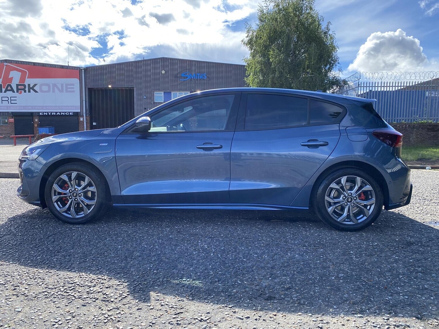 Used Ford Focus 2023 for sale - 76076356: Photo 6