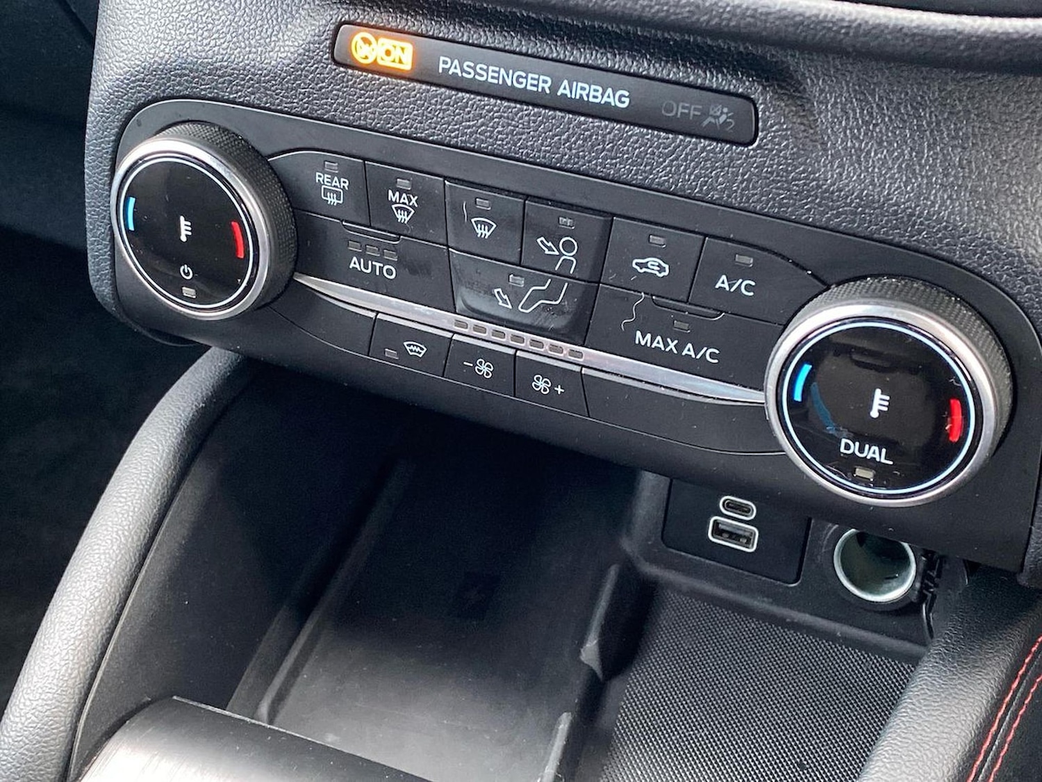 Used Ford Kuga 2024 for sale - 76682569: Photo 12