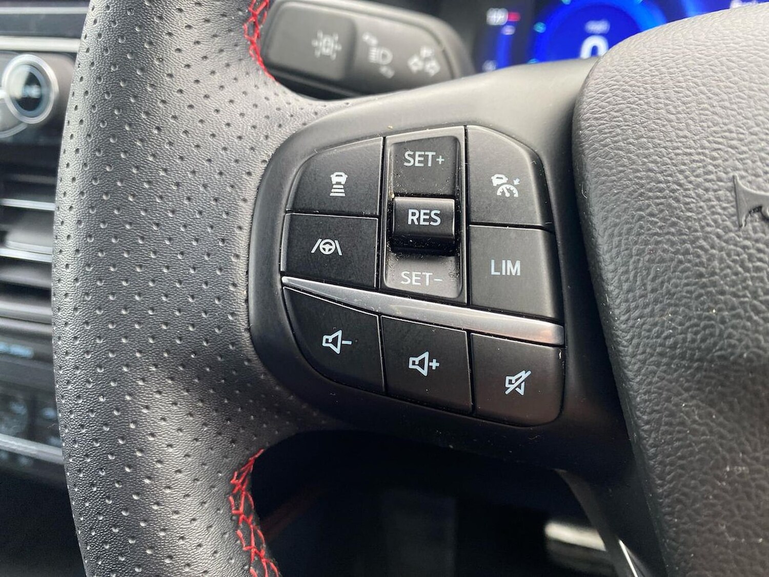 Used Ford Kuga 2024 for sale - 76682569: Photo 26