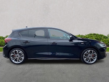 Used Ford Focus 2023 for sale - 75435737: Photo