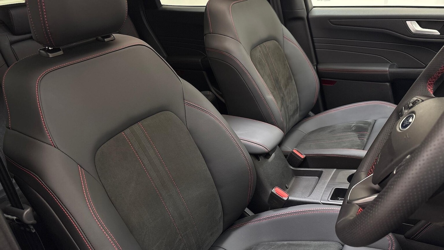 Used Ford Kuga 2024 for sale - 76830647: Photo 21