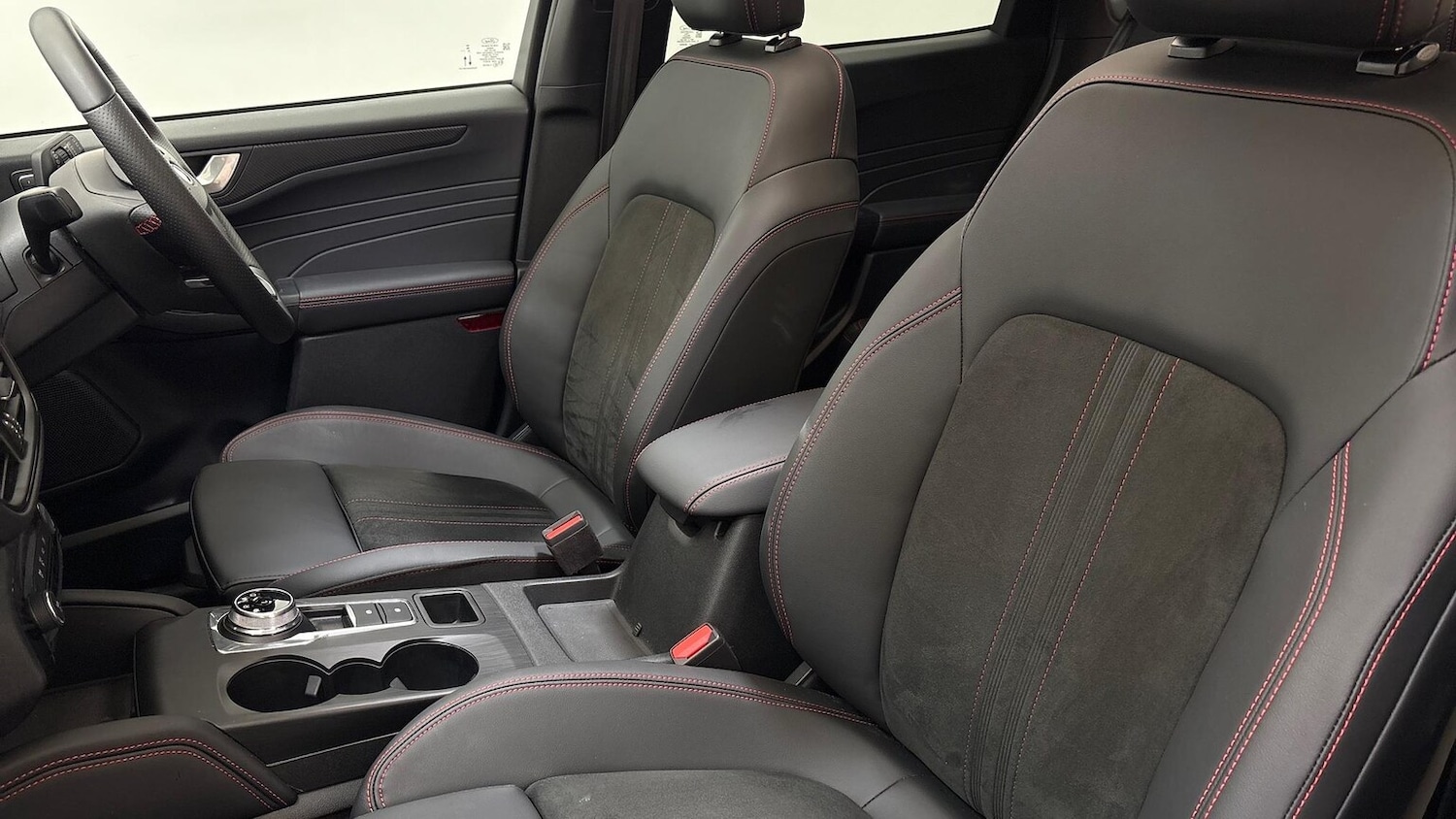 Used Ford Kuga 2024 for sale - 76830647: Photo 22