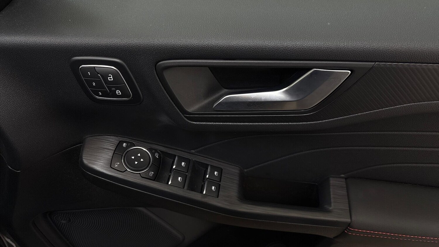 Used Ford Kuga 2024 for sale - 76830647: Photo 27