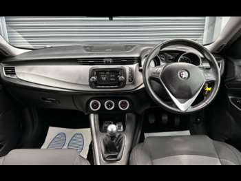 Used Alfa Romeo Giulietta 2015 for sale - 75428960: Photo