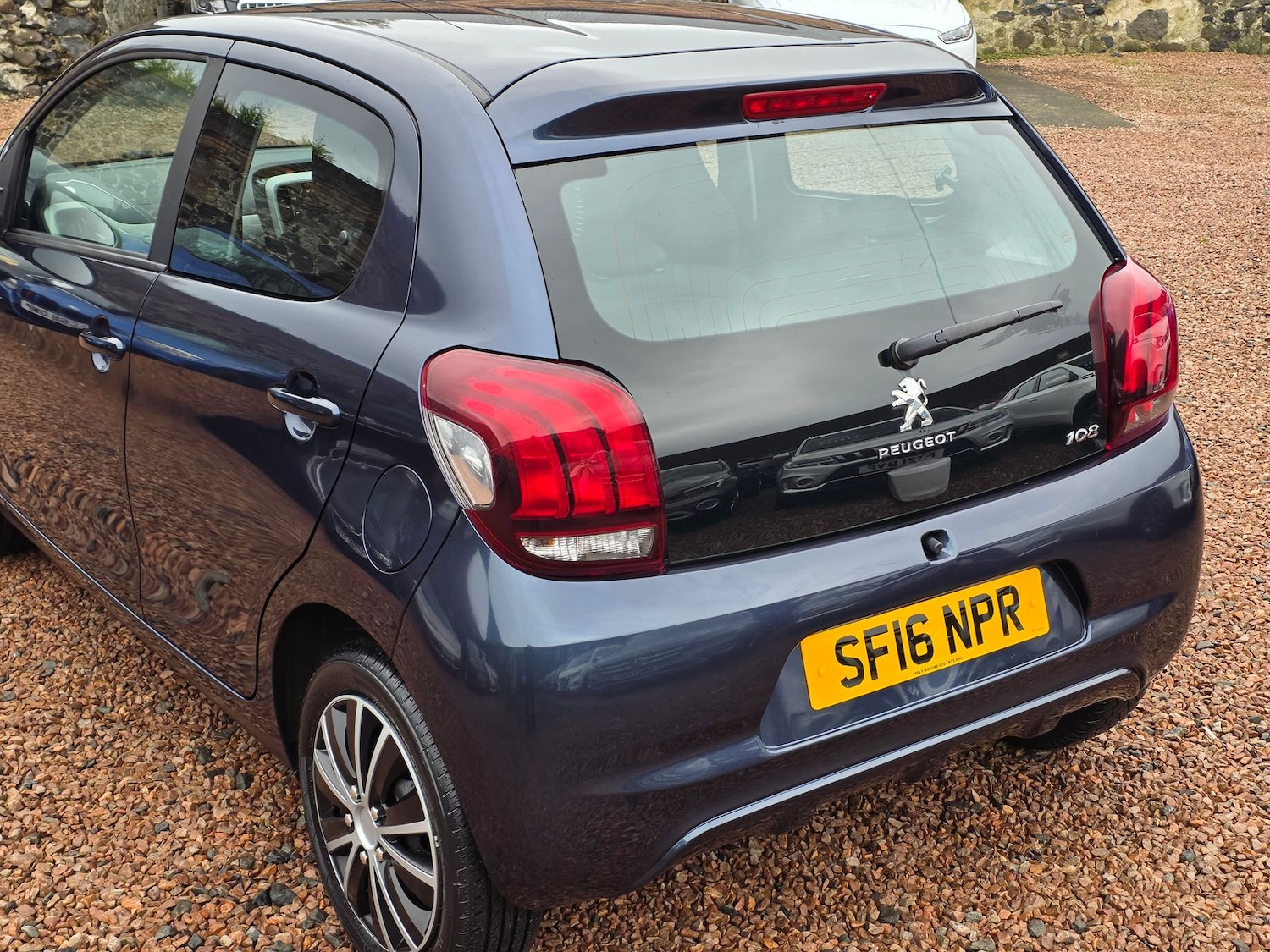 Used Peugeot 108 2016 for sale - 76474819: Photo 17