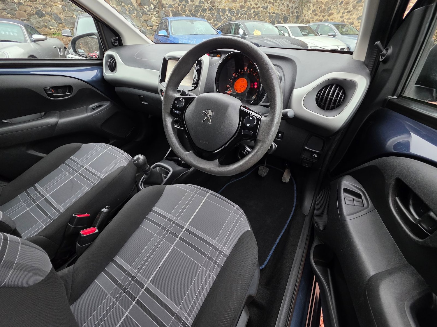 Used Peugeot 108 2016 for sale - 76474819: Photo 8