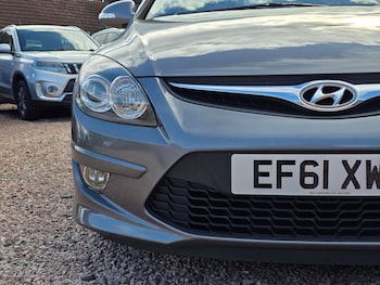 Used Hyundai i30 2011 for sale - 76033585: Photo