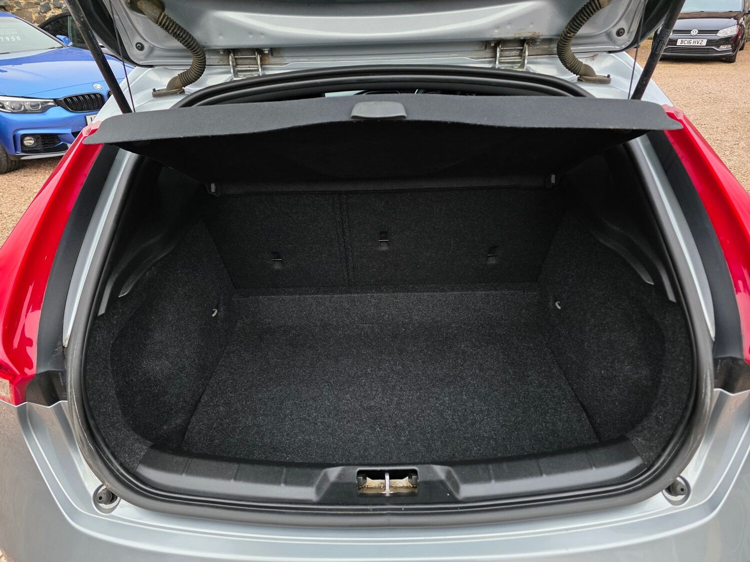 Used Volvo V40 2017 for sale - 77614597: Photo 13