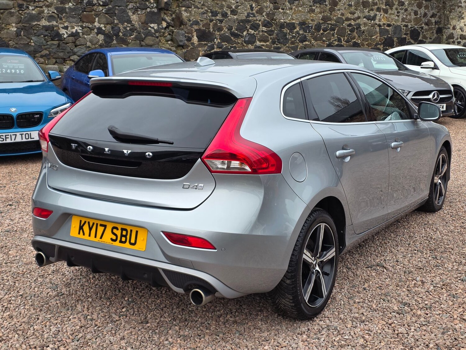 Used Volvo V40 2017 for sale - 77614597: Photo 17
