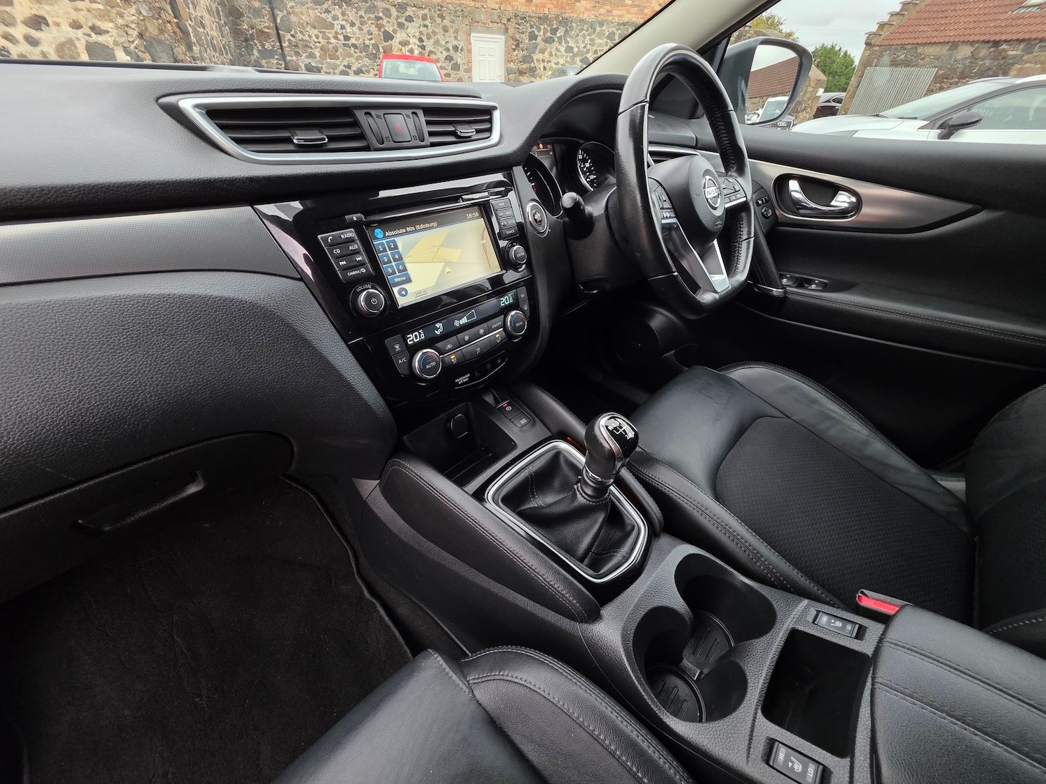 Used Nissan Qashqai 2018 for sale - 76731670: Photo 11