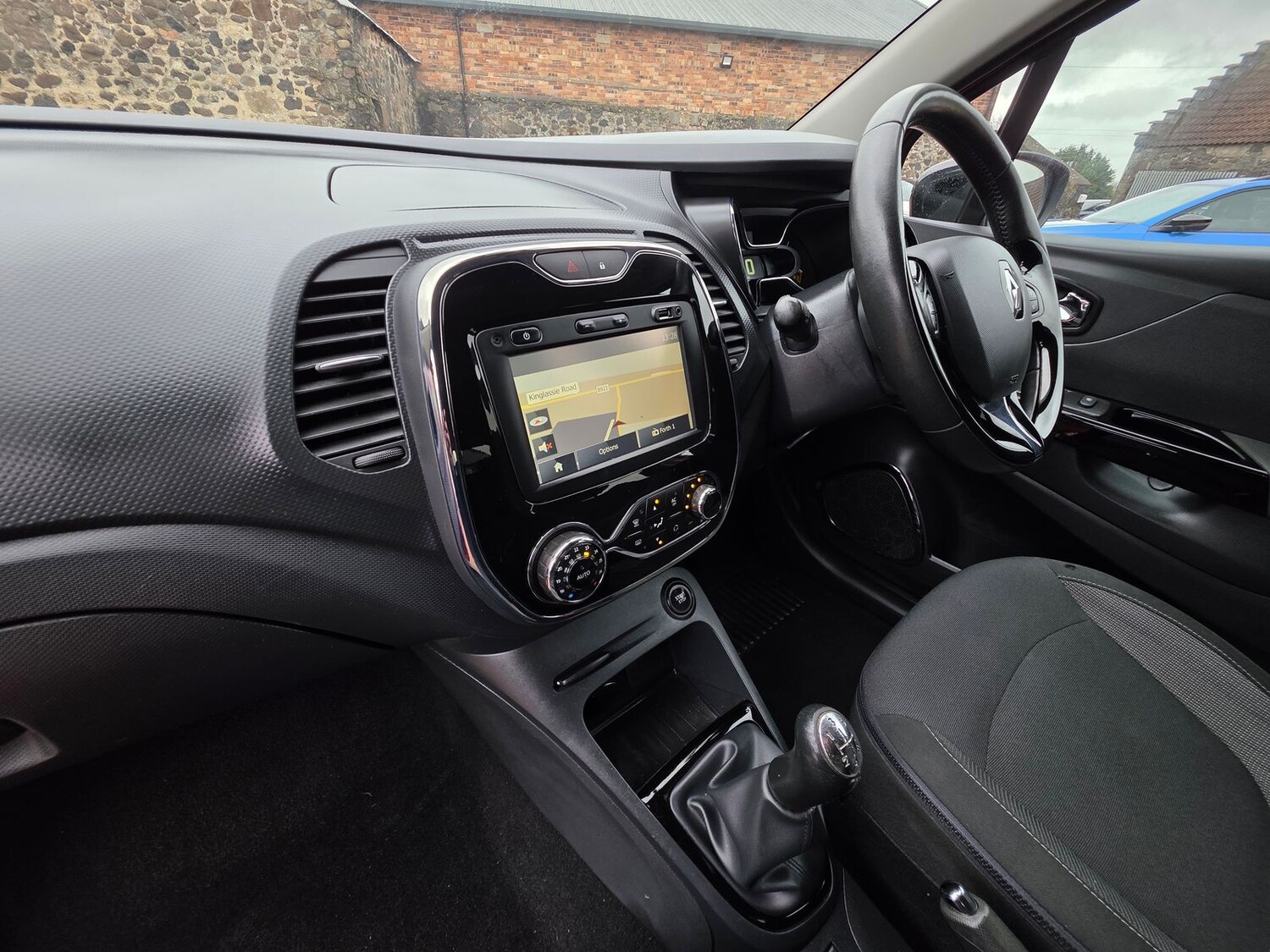 Used Renault Captur 2015 for sale - 77539972: Photo 11