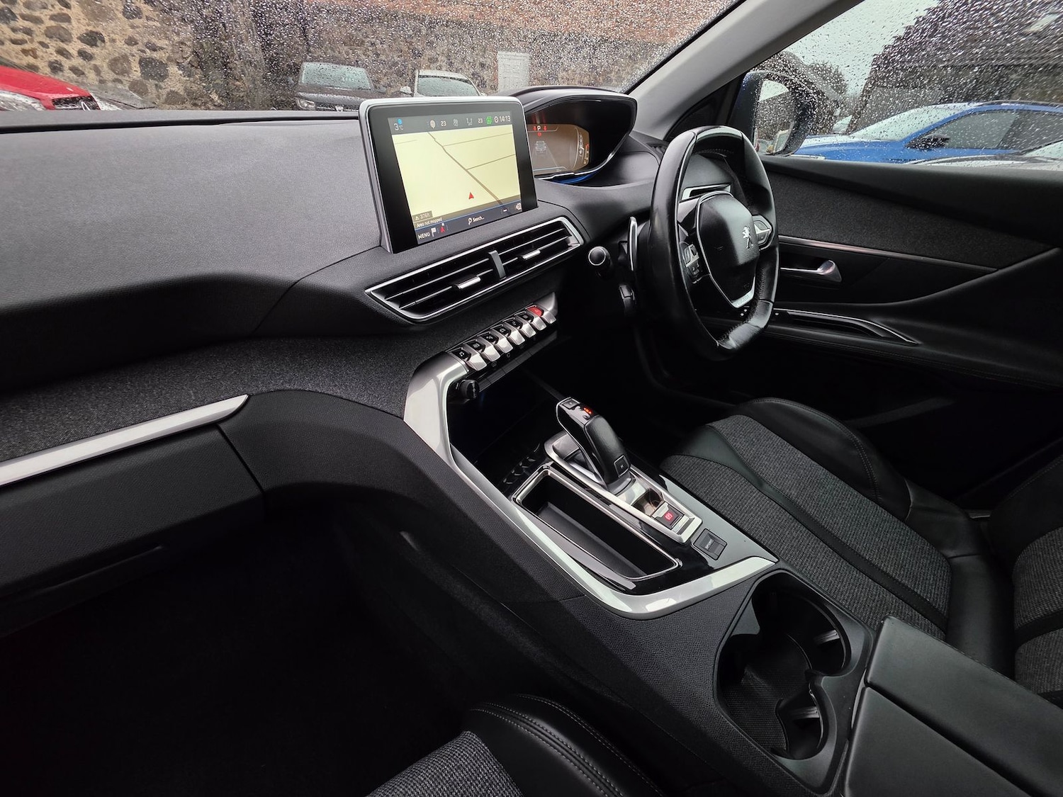 Used Peugeot 3008 2018 for sale - 77428312: Photo 11