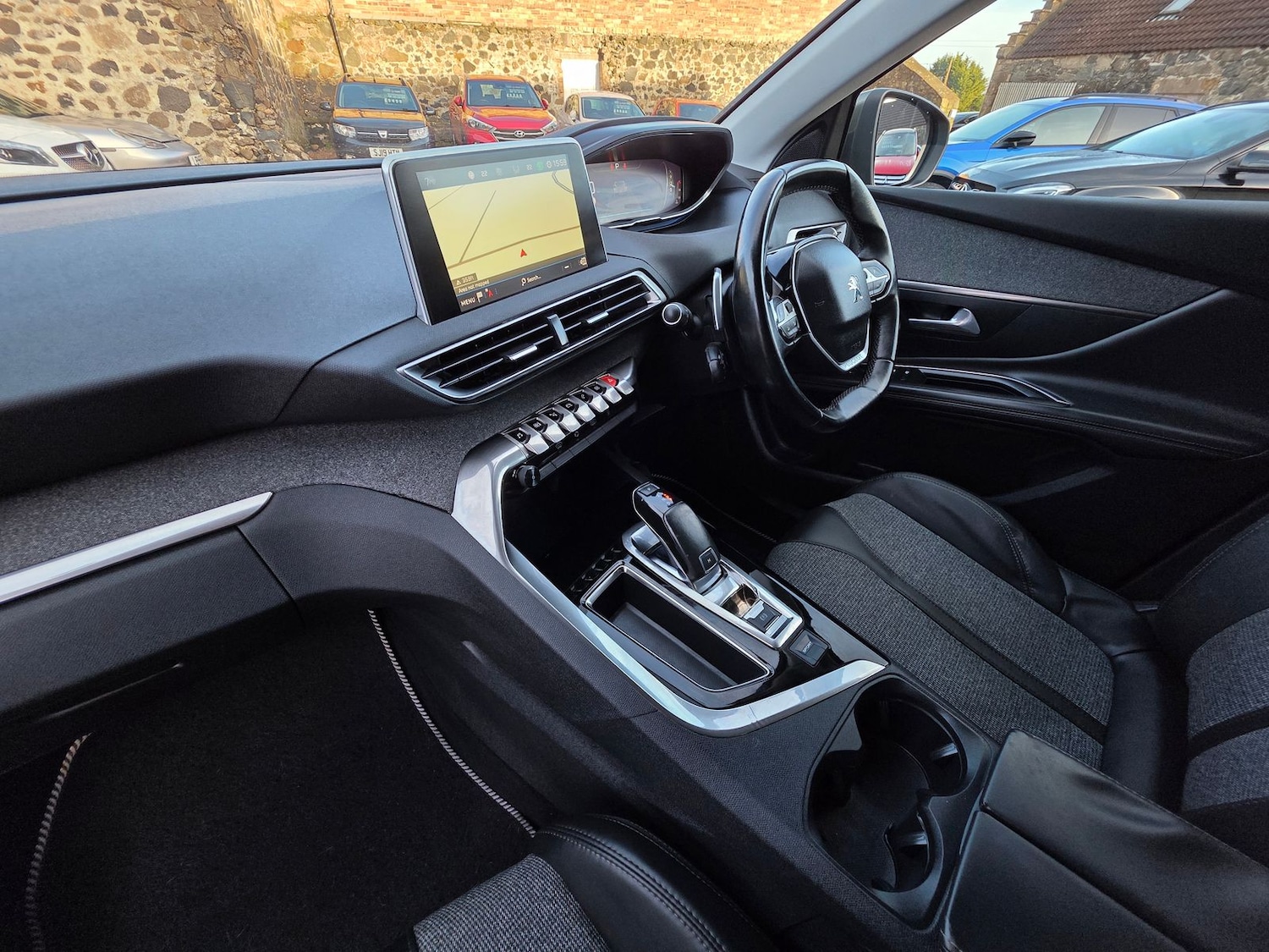 Used Peugeot 3008 2017 for sale - 77365627: Photo 11