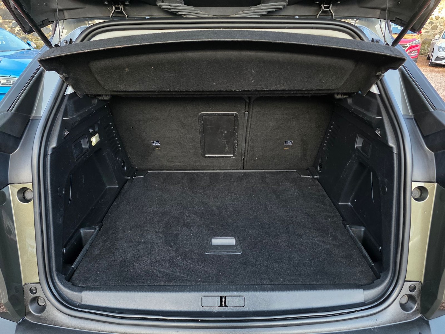 Used Peugeot 3008 2017 for sale - 77365627: Photo 13