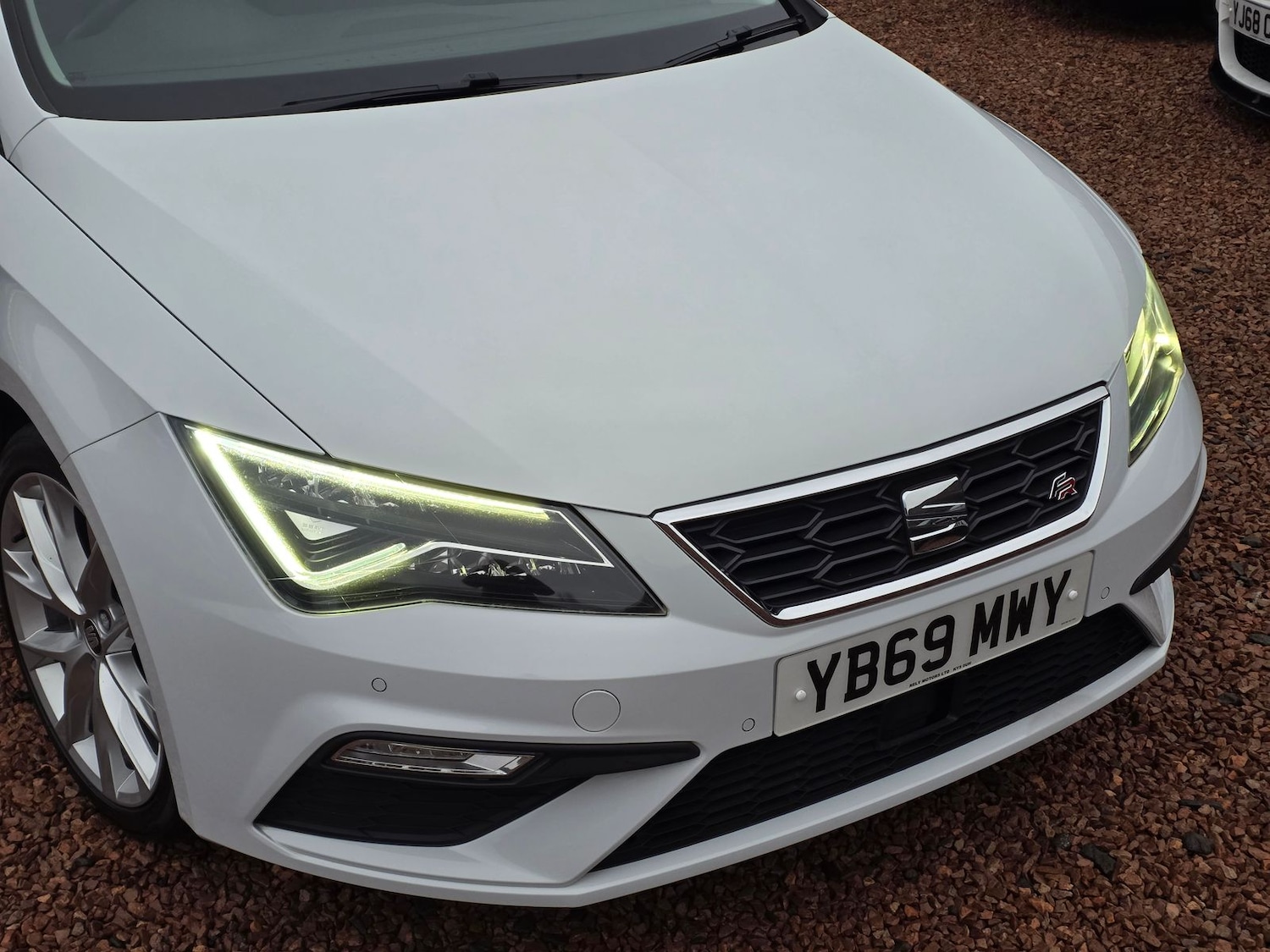 Used SEAT Leon 2019 for sale - 77311531: Photo 2